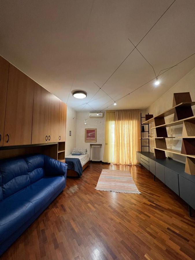 باري Garibaldi Plaza - Scardicchio Maisons المظهر الخارجي الصورة
